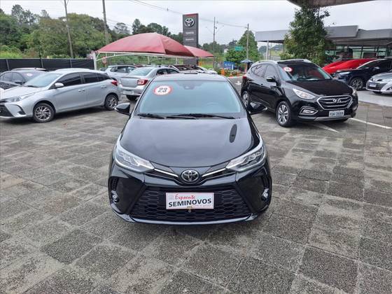 TOYOTA YARIS 1.5 16V FLEX SEDAN XLS CONNECT MULTIDRIVE TOYOTA YARIS 1.5 16V FLEX SEDAN XLS CONNECT MULTIDRIVE